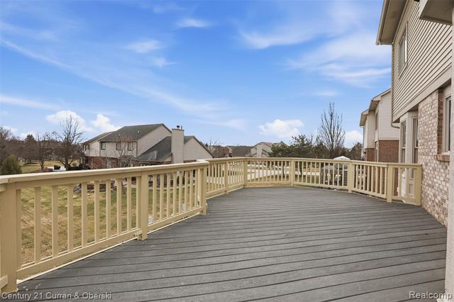 18578 Glengarry Drive, Livonia, MI 48152