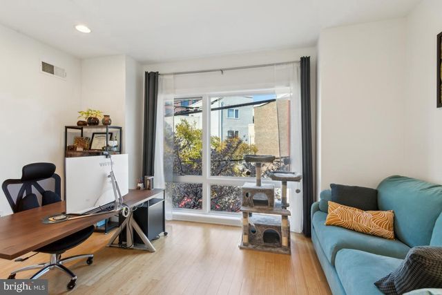 1119 N HOWARD ST, Philadelphia, PA 19123