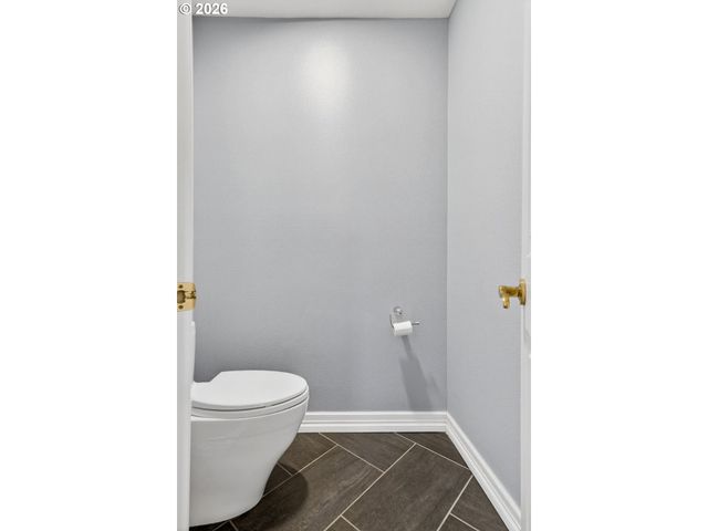 3684 Nw LORIANN Dr, Portland, OR 97229