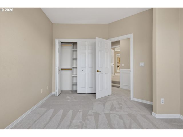 3684 Nw LORIANN Dr, Portland, OR 97229