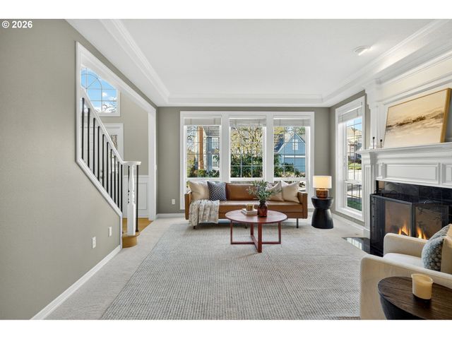 3684 Nw LORIANN Dr, Portland, OR 97229