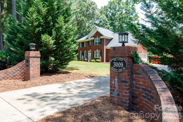 3009 Mamoth Oak Drive, Lancaster, SC 29720