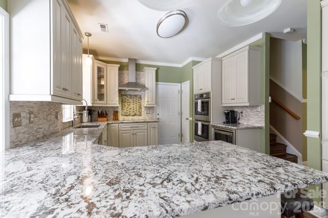 3009 Mamoth Oak Drive, Lancaster, SC 29720