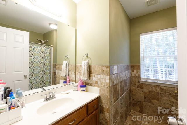 3009 Mamoth Oak Drive, Lancaster, SC 29720
