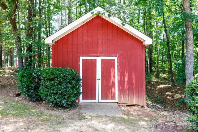 3009 Mamoth Oak Drive, Lancaster, SC 29720