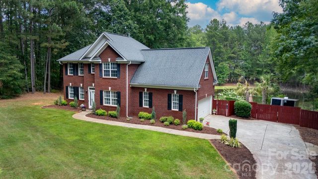 3009 Mamoth Oak Drive, Lancaster, SC 29720