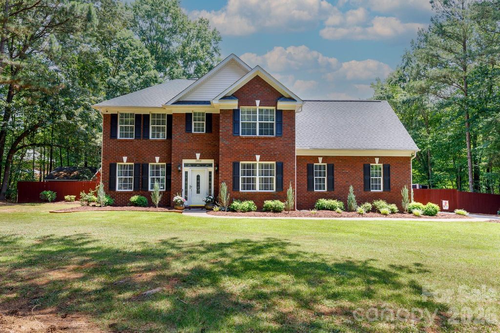 3009 Mamoth Oak Drive, Lancaster, SC 29720