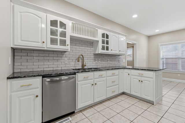 616 Shetland Drive, Richmond, KY 40475
