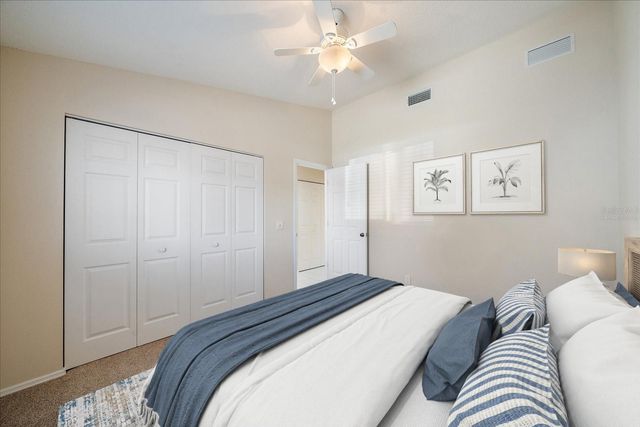 677 IRONWOOD CIRCLE 104, Venice, FL 34292