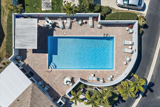 677 IRONWOOD CIRCLE 104, Venice, FL 34292