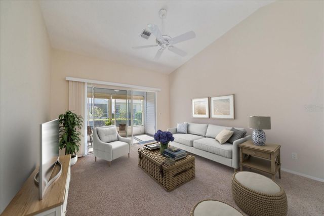 677 IRONWOOD CIRCLE 104, Venice, FL 34292