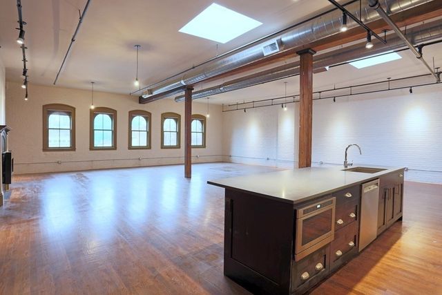 144 Lincoln Street 6, Boston, MA 02111