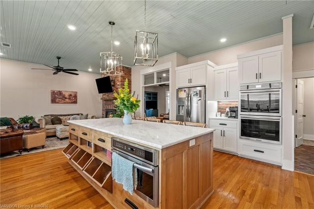 8128 Belmont Drive, Alma, AR 72921