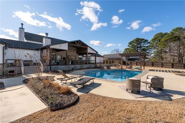 8128 Belmont Drive, Alma, AR 72921