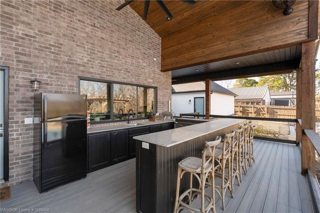 8128 Belmont Drive, Alma, AR 72921