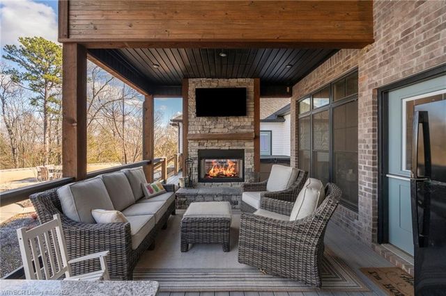 8128 Belmont Drive, Alma, AR 72921