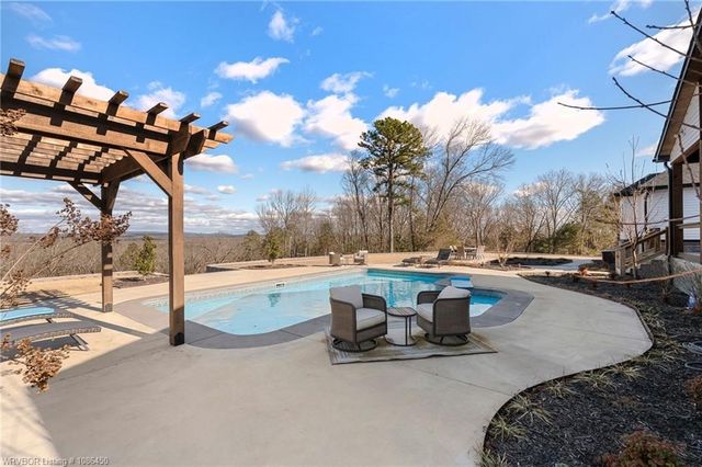 8128 Belmont Drive, Alma, AR 72921