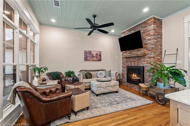 8128 Belmont Drive, Alma, AR 72921