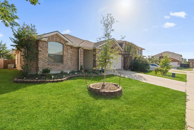 2121 Tanur Cascade Drive, Anna, TX 75409