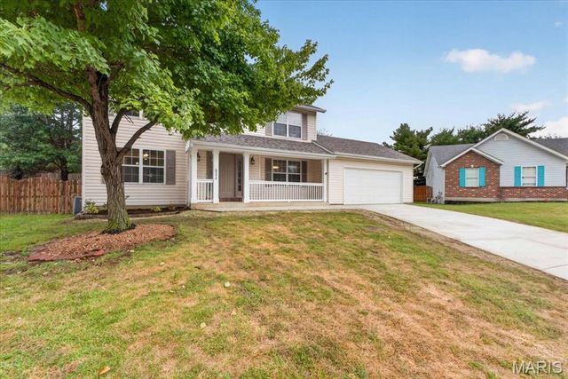 8204 Bristol Valley Drive, St Peters, MO 63376