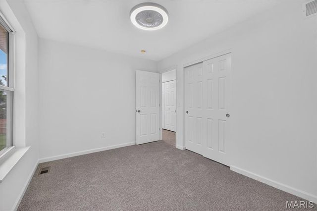 8204 Bristol Valley Drive, St Peters, MO 63376