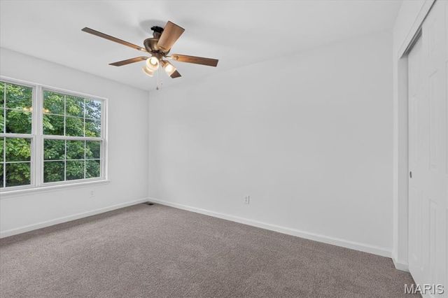 8204 Bristol Valley Drive, St Peters, MO 63376