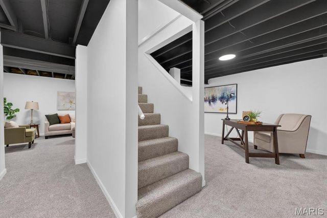 8204 Bristol Valley Drive, St Peters, MO 63376