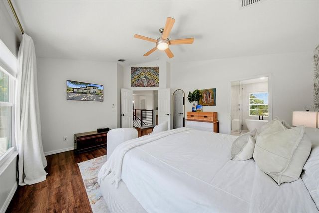 236 15TH AVENUE SE, St Petersburg, FL 33701