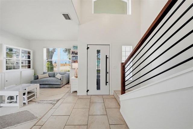236 15TH AVENUE SE, St Petersburg, FL 33701