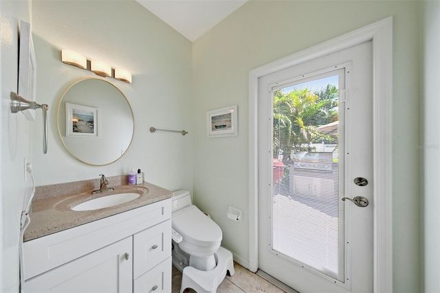 236 15TH AVENUE SE, St Petersburg, FL 33701