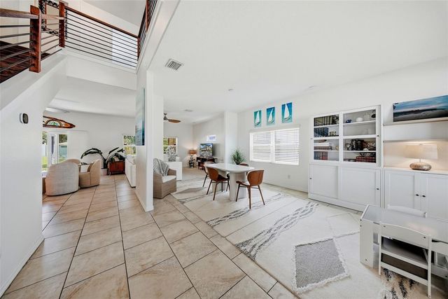 236 15TH AVENUE SE, St Petersburg, FL 33701