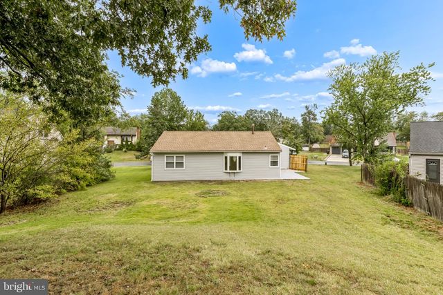48 PERSHING LN, Sicklerville, NJ 08081
