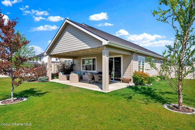 2114 W OKANOGAN AVE, Post Falls, ID 83854