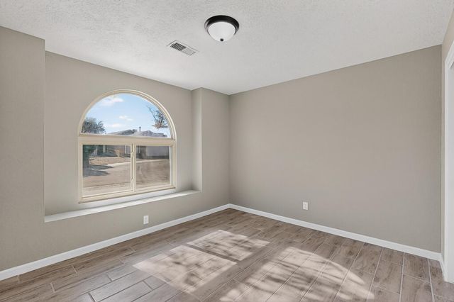 7705 Santa Maria Court NW, Albuquerque, NM 87120
