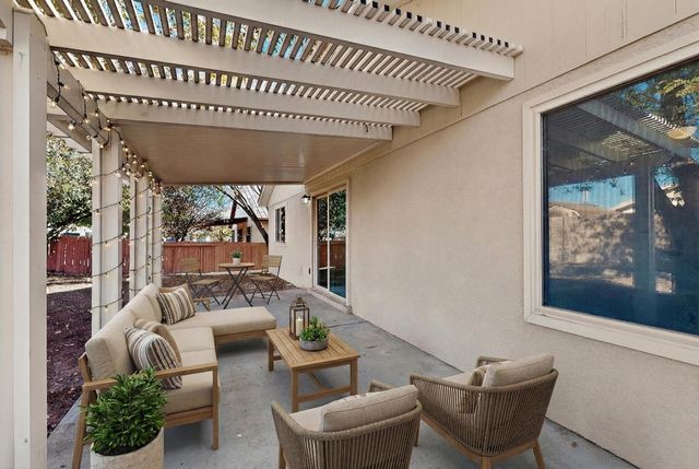 7705 Santa Maria Court NW, Albuquerque, NM 87120