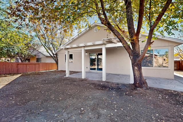 7705 Santa Maria Court NW, Albuquerque, NM 87120