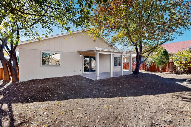 7705 Santa Maria Court NW, Albuquerque, NM 87120