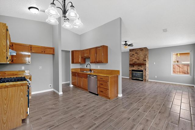 7705 Santa Maria Court NW, Albuquerque, NM 87120