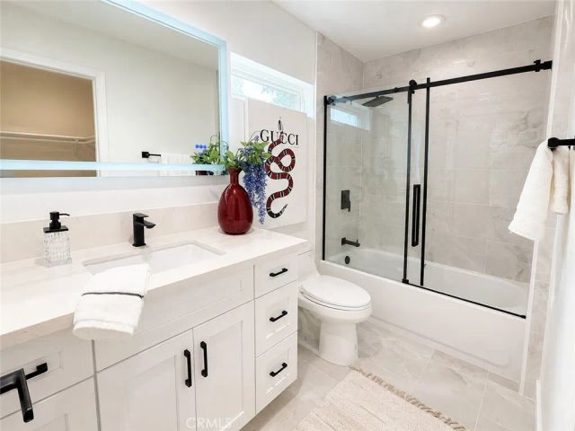 2501 Santa Ysabel, Fullerton, CA 92831