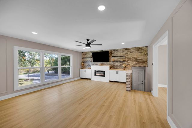 3709 W 121st Avenue, Crown Point, IN 46307