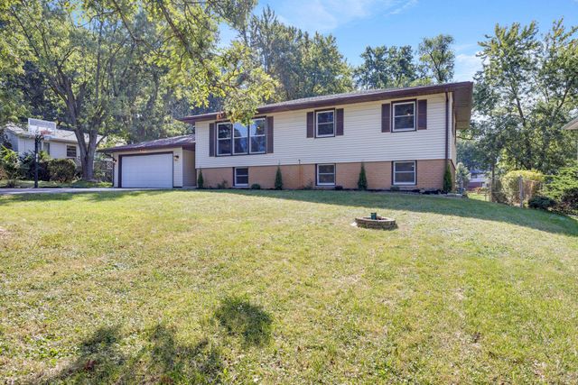 3709 W 121st Avenue, Crown Point, IN 46307