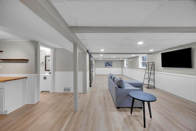 3709 W 121st Avenue, Crown Point, IN 46307