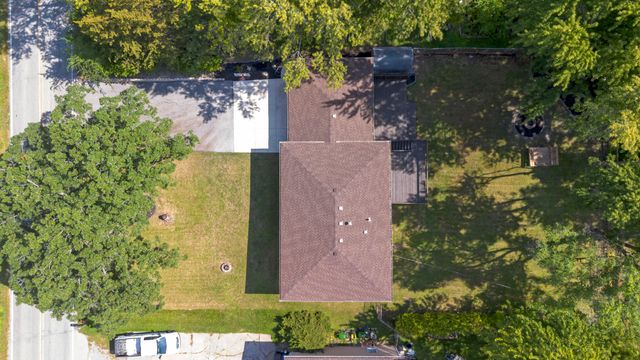 3709 W 121st Avenue, Crown Point, IN 46307