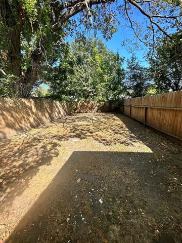 978 Ringold Street B, Houston, TX 77088