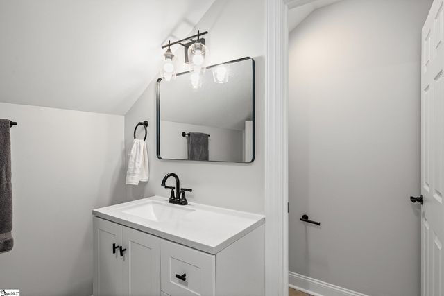 100 Potomac Avenue, Greenville, SC 29605