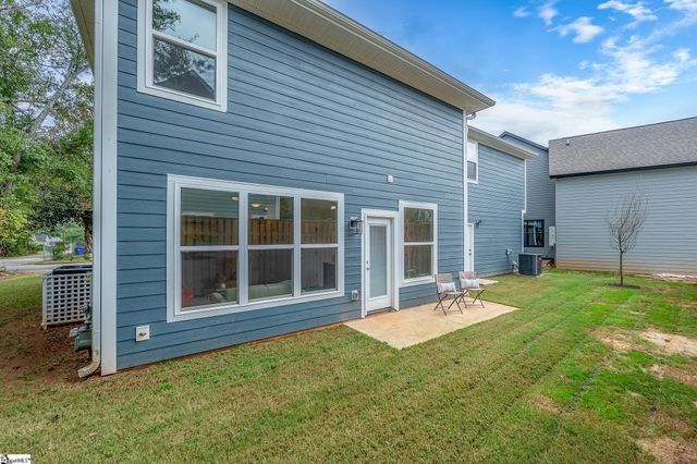 100 Potomac Avenue, Greenville, SC 29605