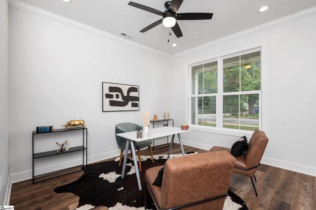 100 Potomac Avenue, Greenville, SC 29605