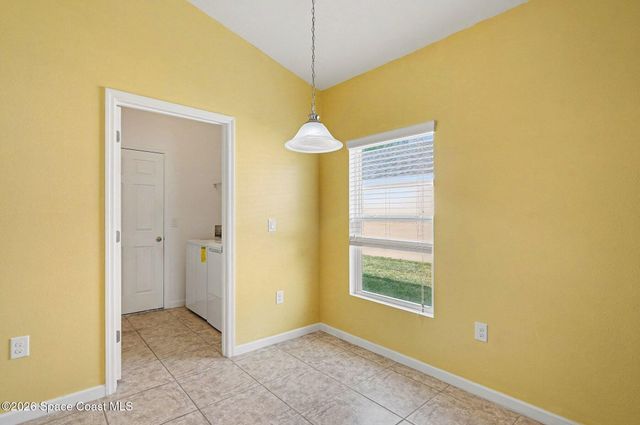 2058 Snapdragon Drive NW, Palm Bay, FL 32907