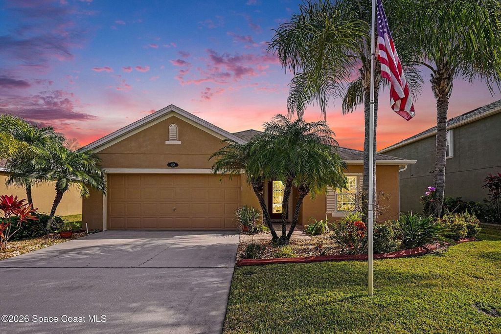 2058 Snapdragon Drive NW, Palm Bay, FL 32907