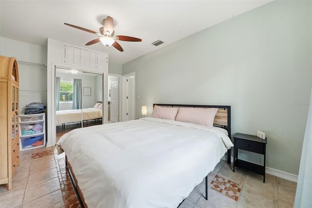 4943 WISHART BOULEVARD, Tampa, FL 33603